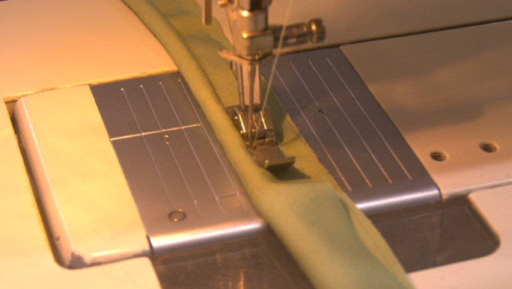 How to Make Piping for a Cushion