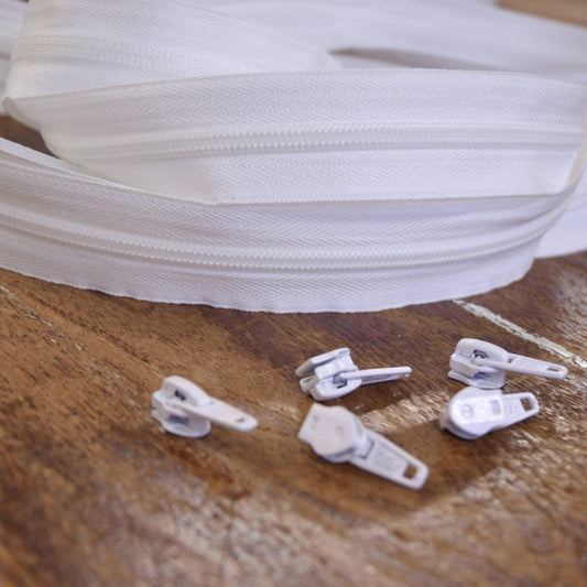 Continuous zip white 6mm teeth on a roll