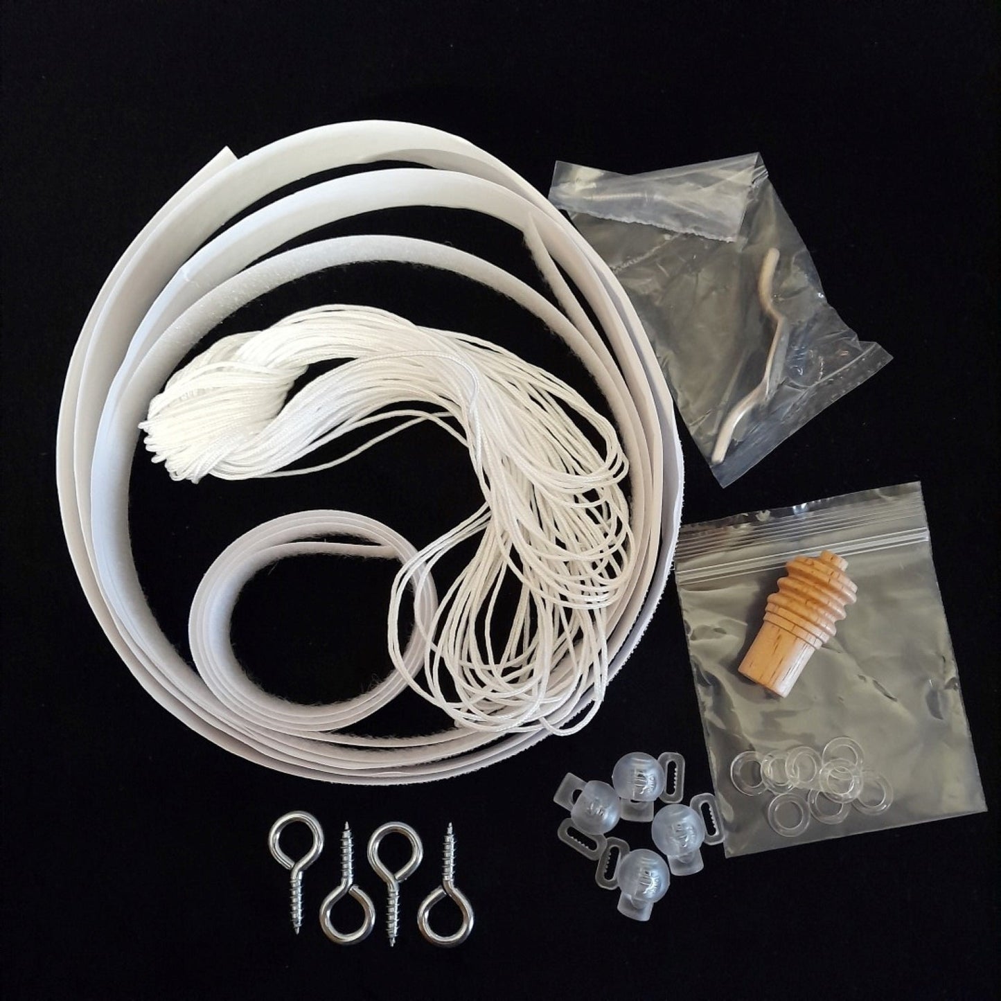 Contents of a roman blind kit for making a medium roman blind