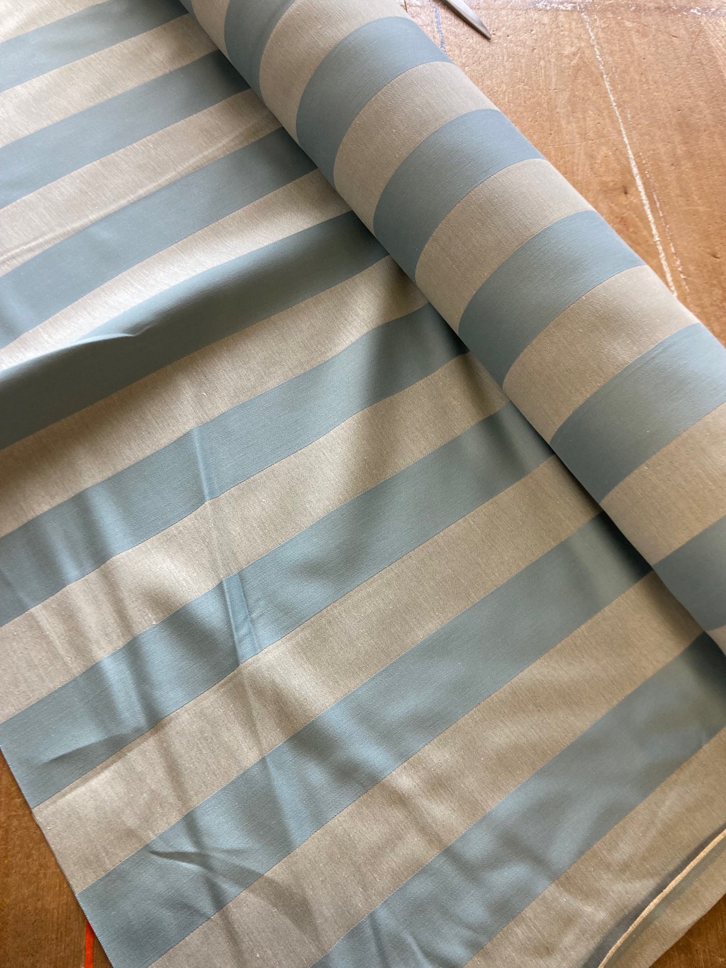 Linen and Cotton Reversible Stripe in Blue
