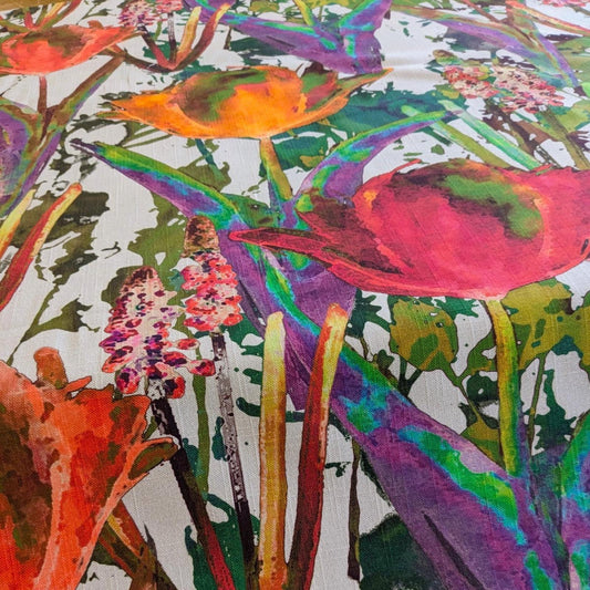 Bold tulip flower pattern curtain fabric