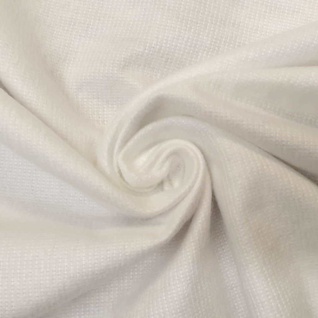 Lightweight polyester curtain interlining bump white